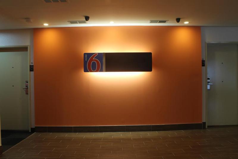 Motel 6-Atlanta, Ga - Downtown Exterior foto